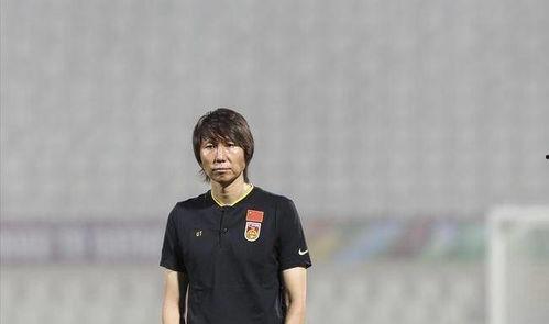 国足主厨爆料视频,揭秘国足备战背后的美食故事  第1张